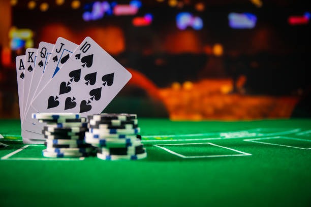 Lightning Roulette wheel showing lightning multiplier indicators